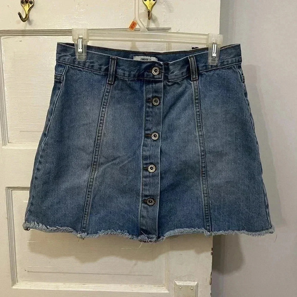 Button down jean skirt from forever 21 - Picture 1 of 5